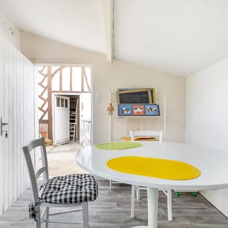 La Colombine Feriehus Menneval
